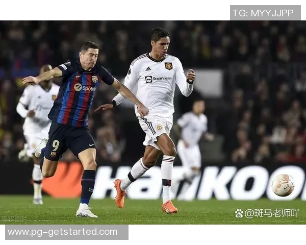 世界杯精彩对决曼联与巴萨战成平局帽子戏法引发转会热议